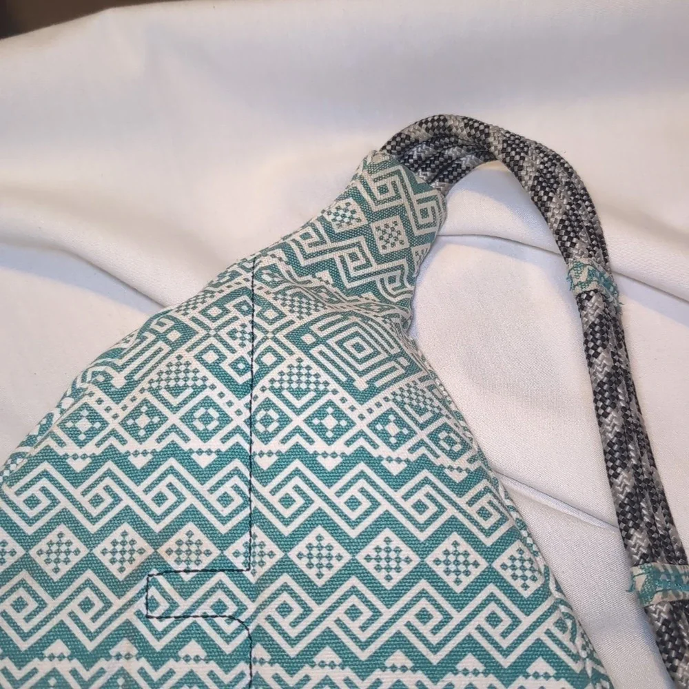 KAVU Original Rope Sling Bag Backpack Turquoise Green/Blue Aztec Tribal Print